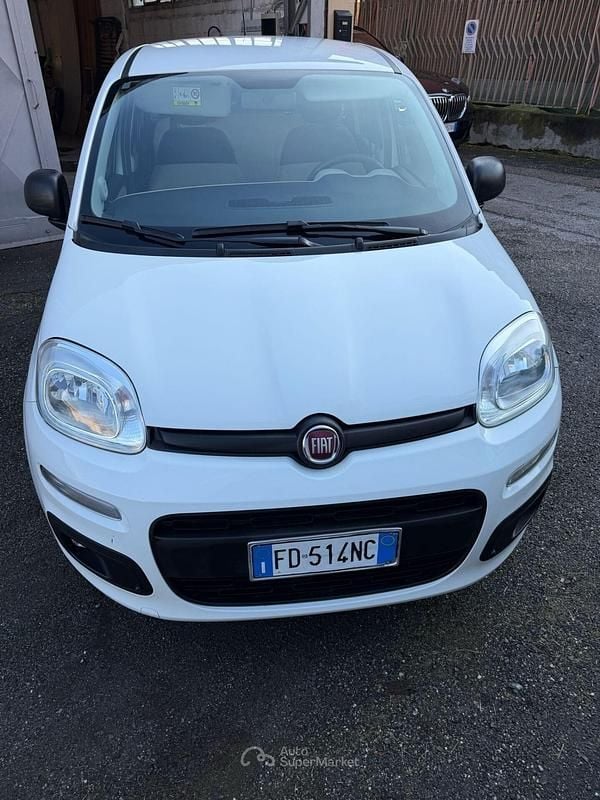 Usata Fiat Panda Easy 69 CV (50 kW) 2016 Bianco Berlina
