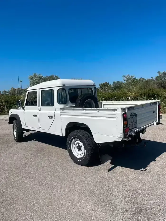 Usata Land Rover Defender 122 CV (89 kW) 2000 Bianco Cabrio
