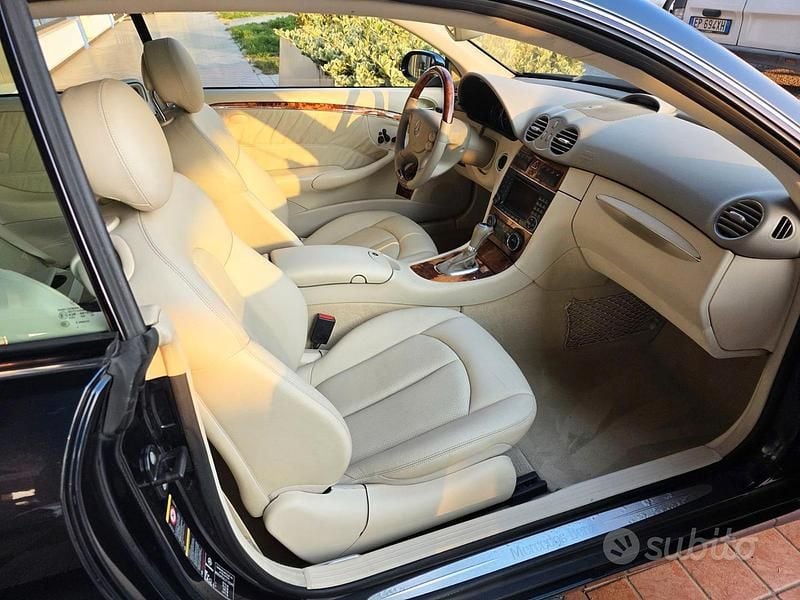 Usata Mercedes CLK200 Elegance 163 CV (119 kW) 2005 Blu Coupé