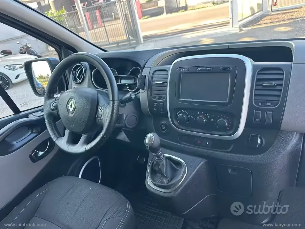 Usata Renault Trafic Intens 145 CV (106 kW) 2017 Monovolume