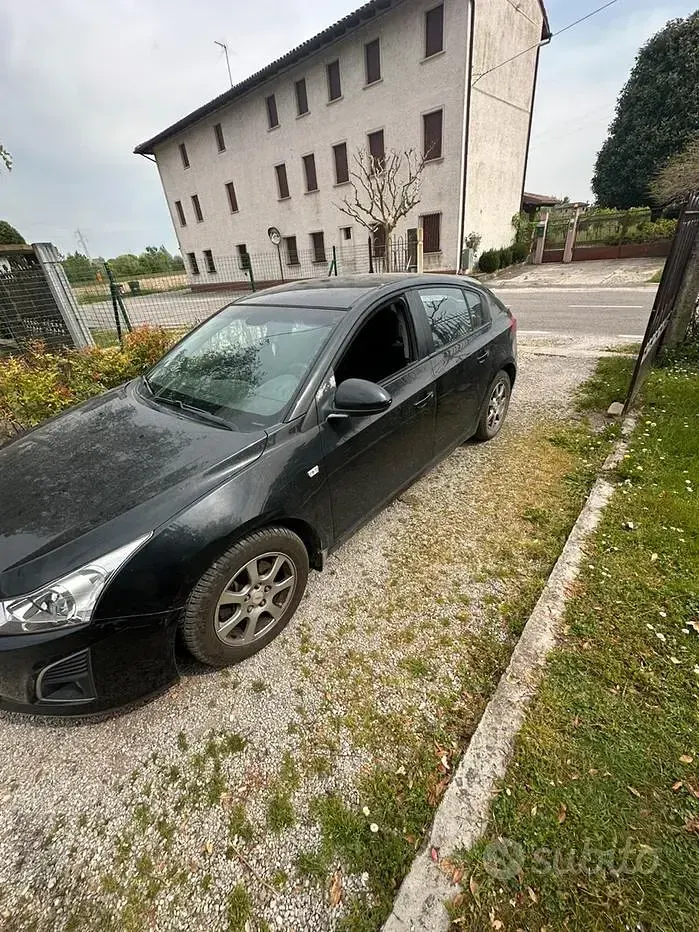 Usata Chevrolet Cruze 131 CV (96 kW) 2013 Nero Berlina