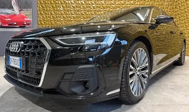 Usata Audi A8L S-Line 286 CV (210 kW) 2023 Nero Berlina