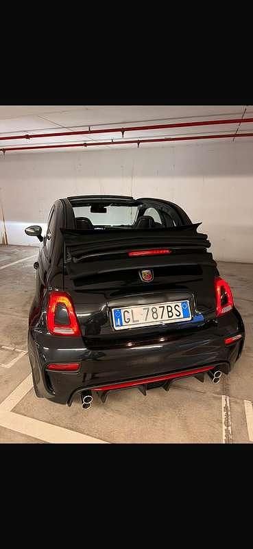 Usata Abarth 695C Competizione 179 CV (131 kW) 2022 Nero Cabrio