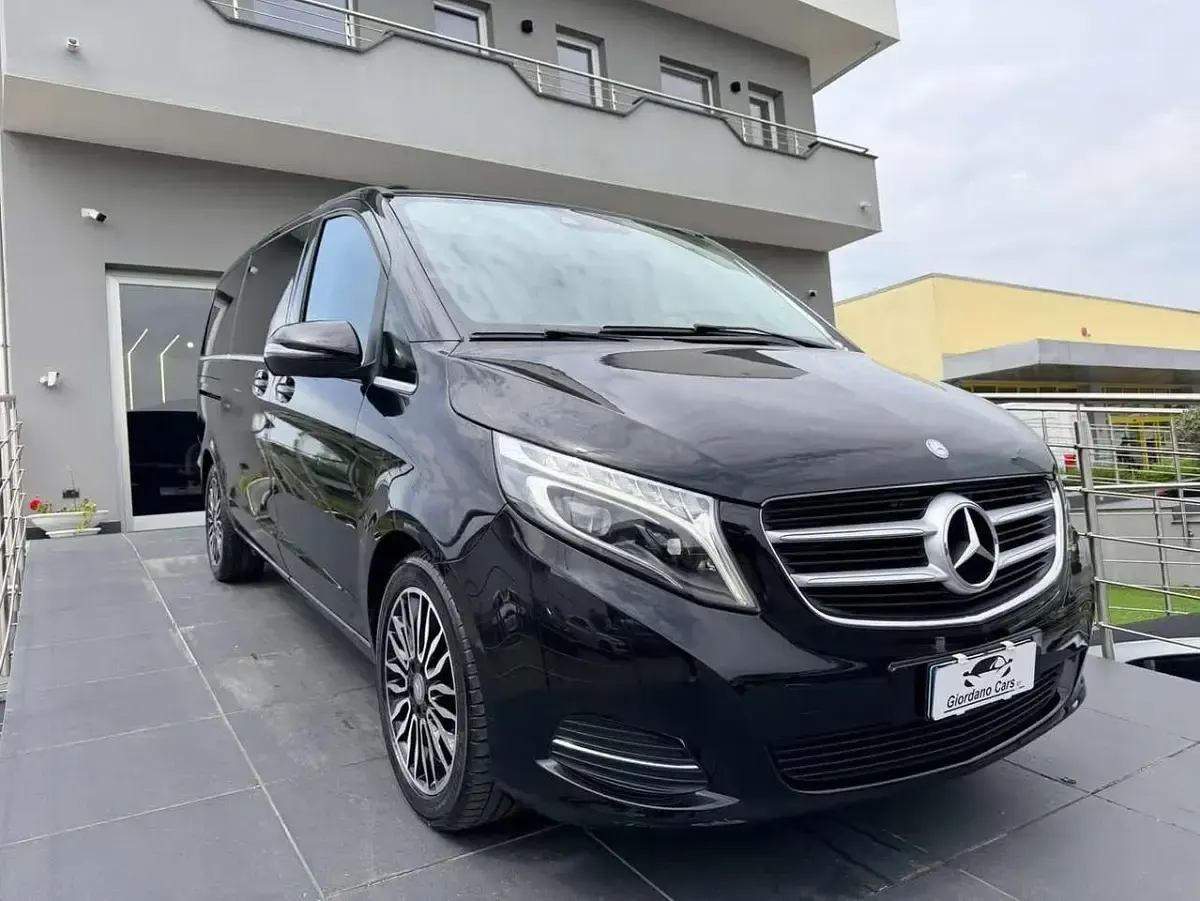 Usata Mercedes V250 177 CV (130 kW) 2017 Nero Monovolume