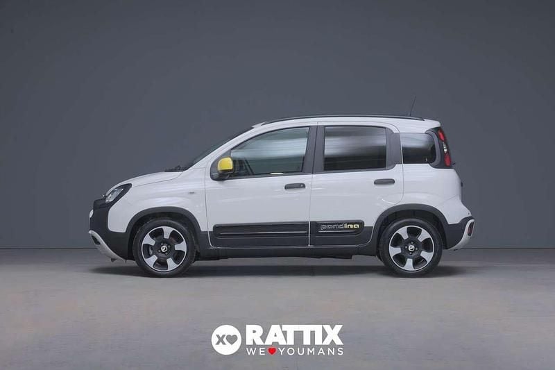 Usata Fiat Panda Cross Cross 70 CV (51 kW) 2025 White solid paint Utilitaria