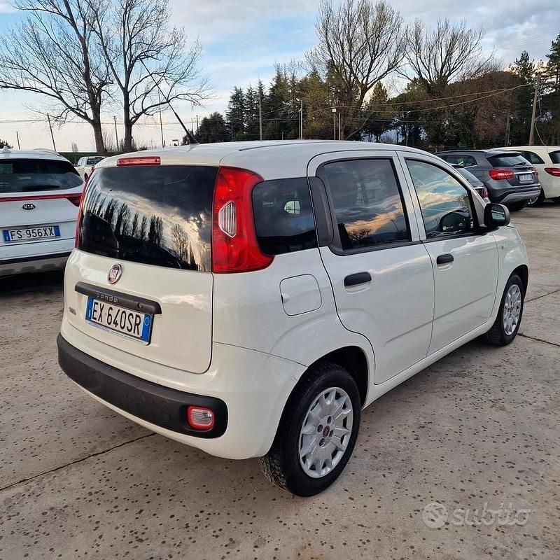 Usata Fiat Panda Easy 74 CV (54 kW) 2015 Bianco Utilitaria