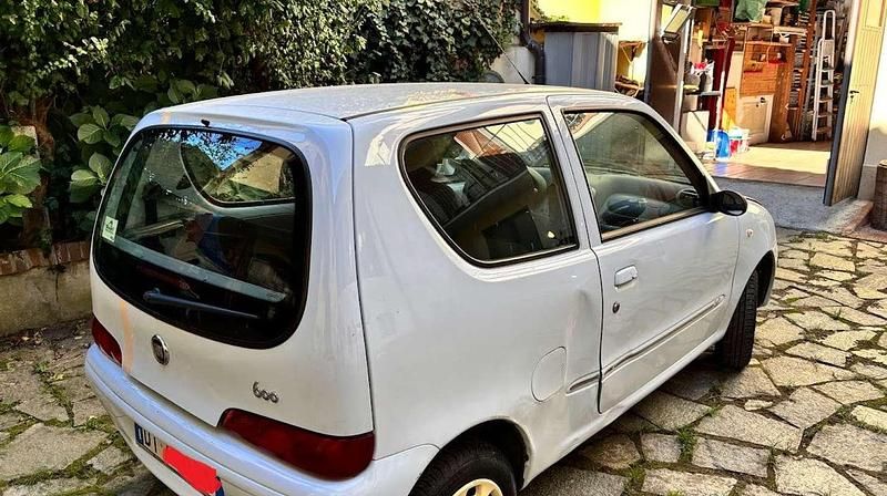 Usata Fiat 600 Anniversary 54 CV (39 kW) 2008 Blu/azzurro Utilitaria