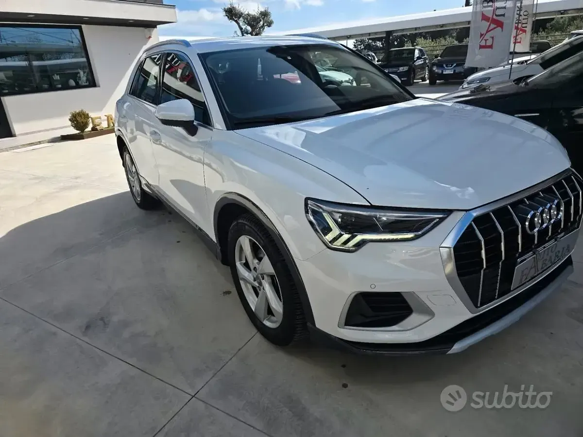 Usata Audi Q3 150 CV (110 kW) 2018 Bianco SUV