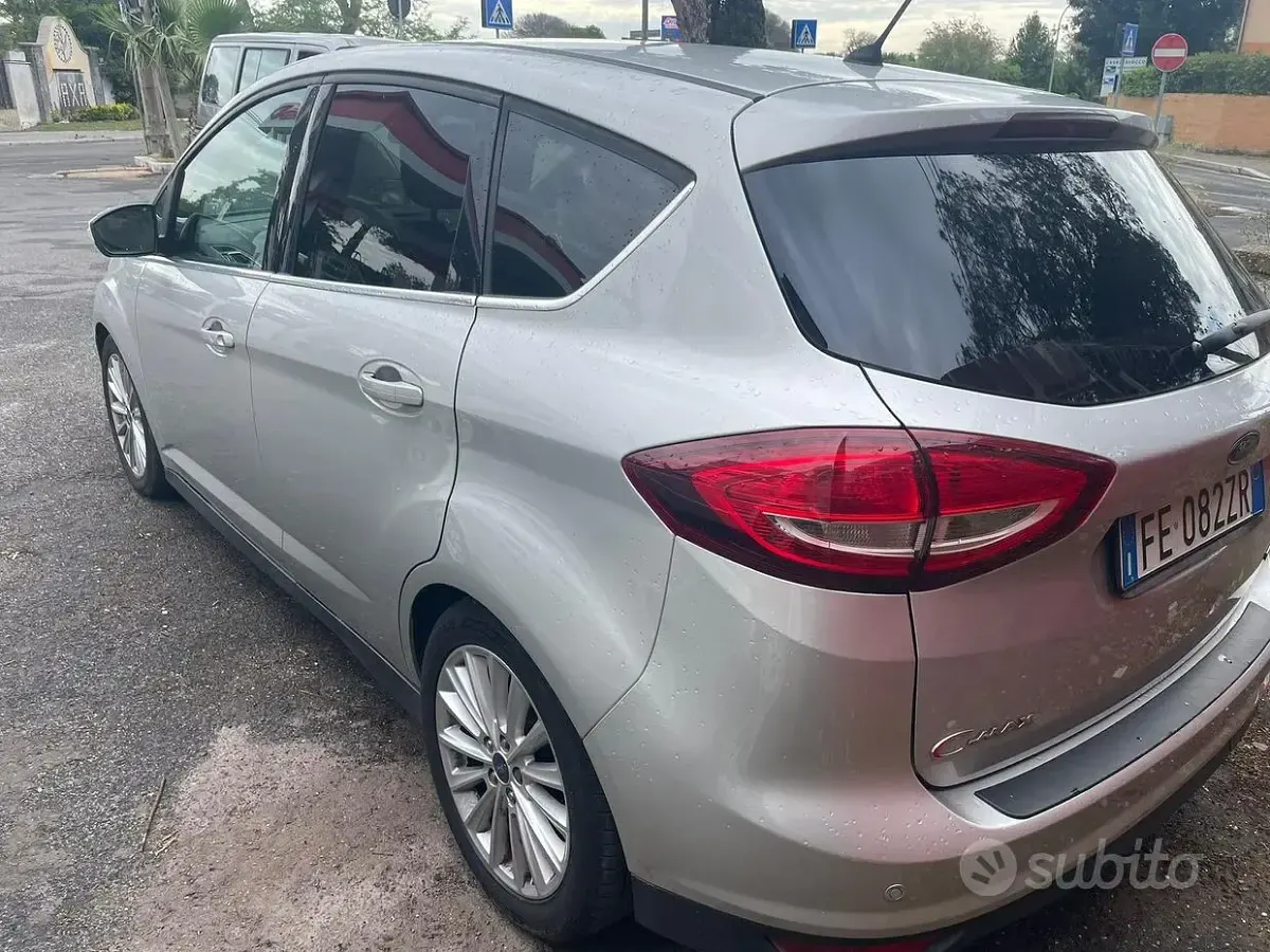 Begagnad Ford C-MAX Titanium 125 HK (91 kW) 2016 Grå Minibuss