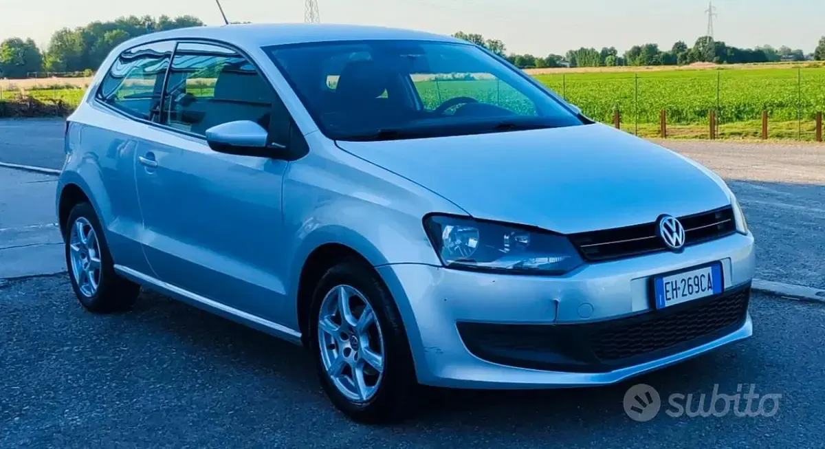 Usata VW Polo Comfortline 85 CV (62 kW) 2011 Grigio Utilitaria