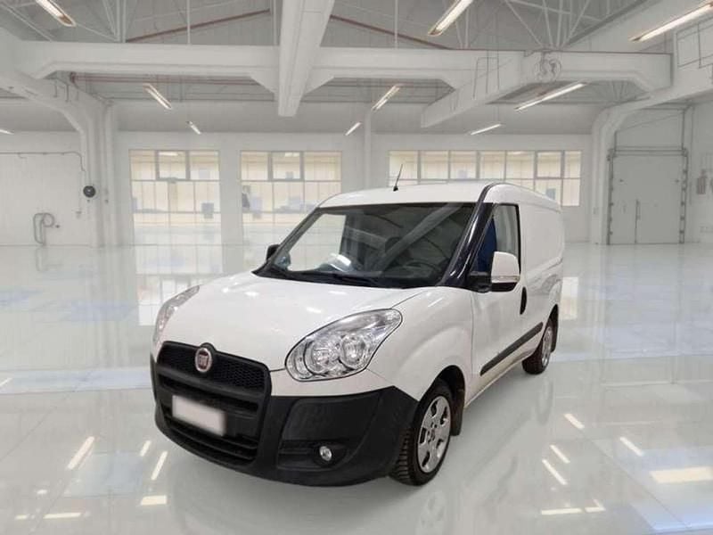 Bianco Usata 2015 Fiat Doblò Monovolume | 12.500 € (Buon prezzo) - Immagine 1/4