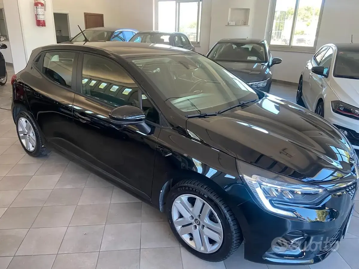 Usata Renault Clio V Evolution 100 CV (73 kW) 2022 Nero Berlina