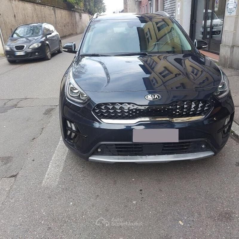 Usata Kia Niro 105 CV (77 kW) 2020 Blu SUV