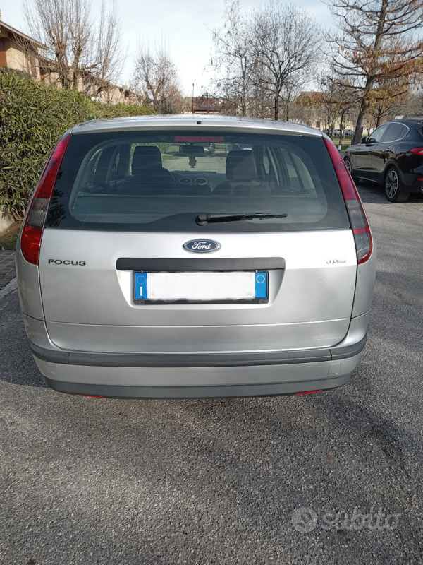 Usato 2007 Ford Focus 1.6 Diesel 90 CV (1.900 €)