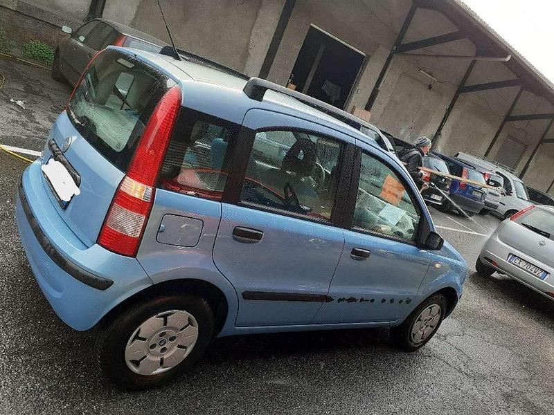Usata Fiat Panda Dynamic 60 CV (44 kW) 2004 Azzurro Utilitaria