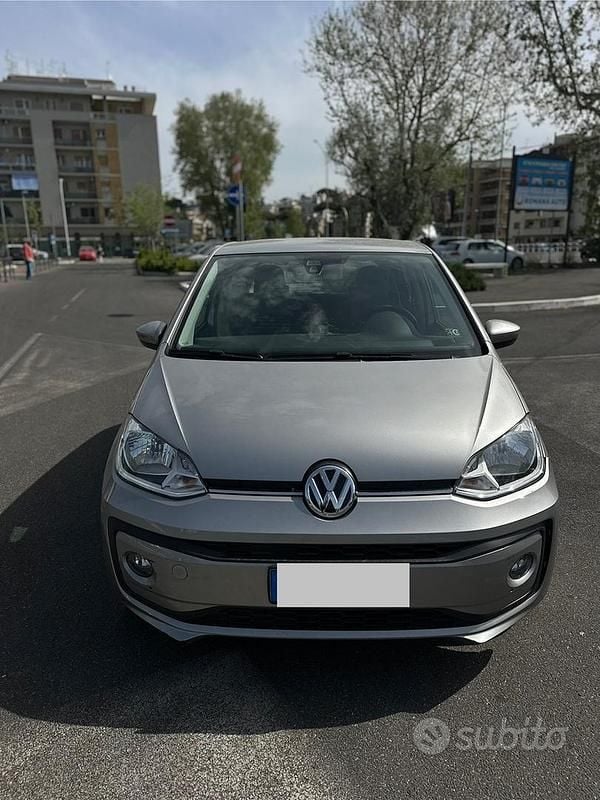 Usata VW up! 60 CV (44 kW) 2017 Grigio Utilitaria