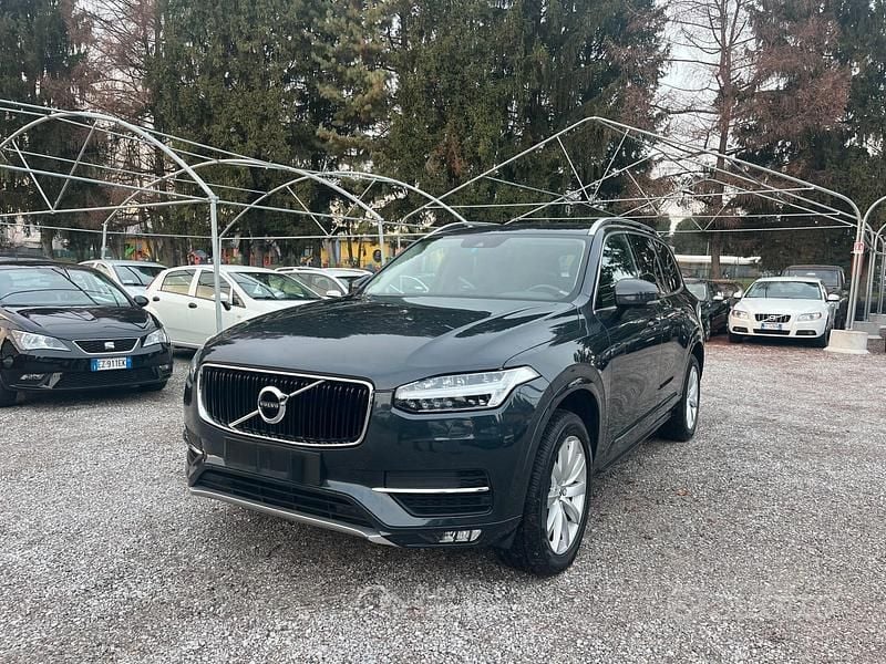 Grigio Usata 2018 Volvo XC90 Business Edition SUV | 25.900 € (Ottimo prezzo) - Immagine 1/4