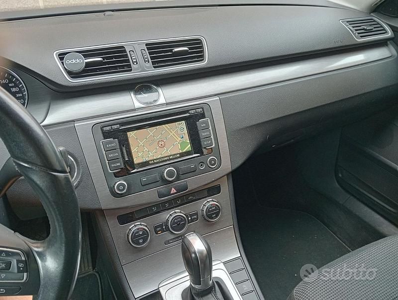 Usata VW Passat 101 CV (74 kW) 2014 Grigio Station wagon