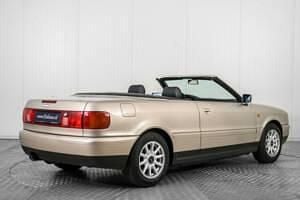Usata Audi Cabriolet Ambiente 126 CV (92 kW) 2000 Beige Cabrio