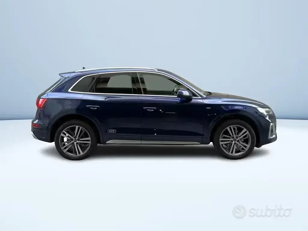 Usata Audi Q5 S-Line 204 CV (150 kW) 2022 Blu metallizzato SUV