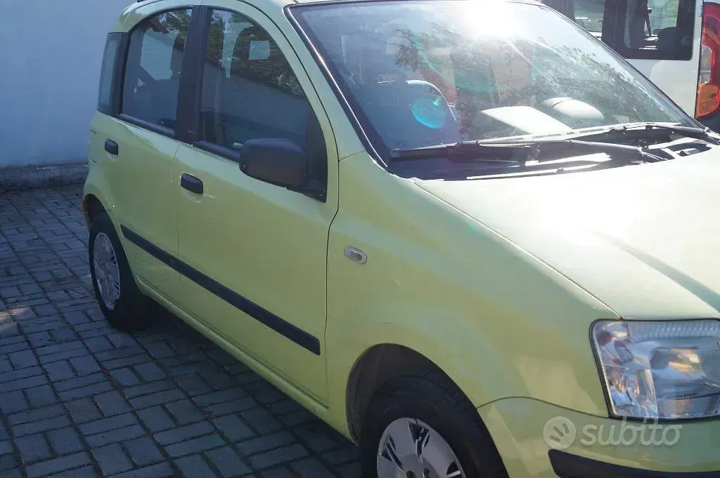 Usata Fiat Panda Dynamic 60 CV (44 kW) 2004 Verde Utilitaria