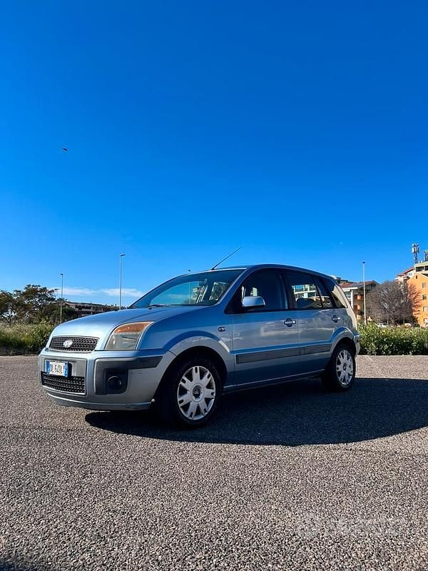 Usata Ford Fusion 2008 Blu Berlina