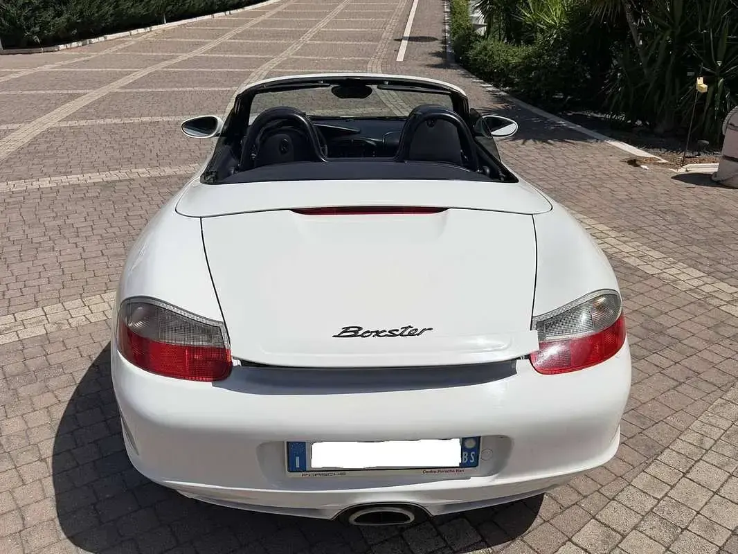 Usata Porsche 986 Boxster 228 CV (167 kW) 2004 Bianco Cabrio