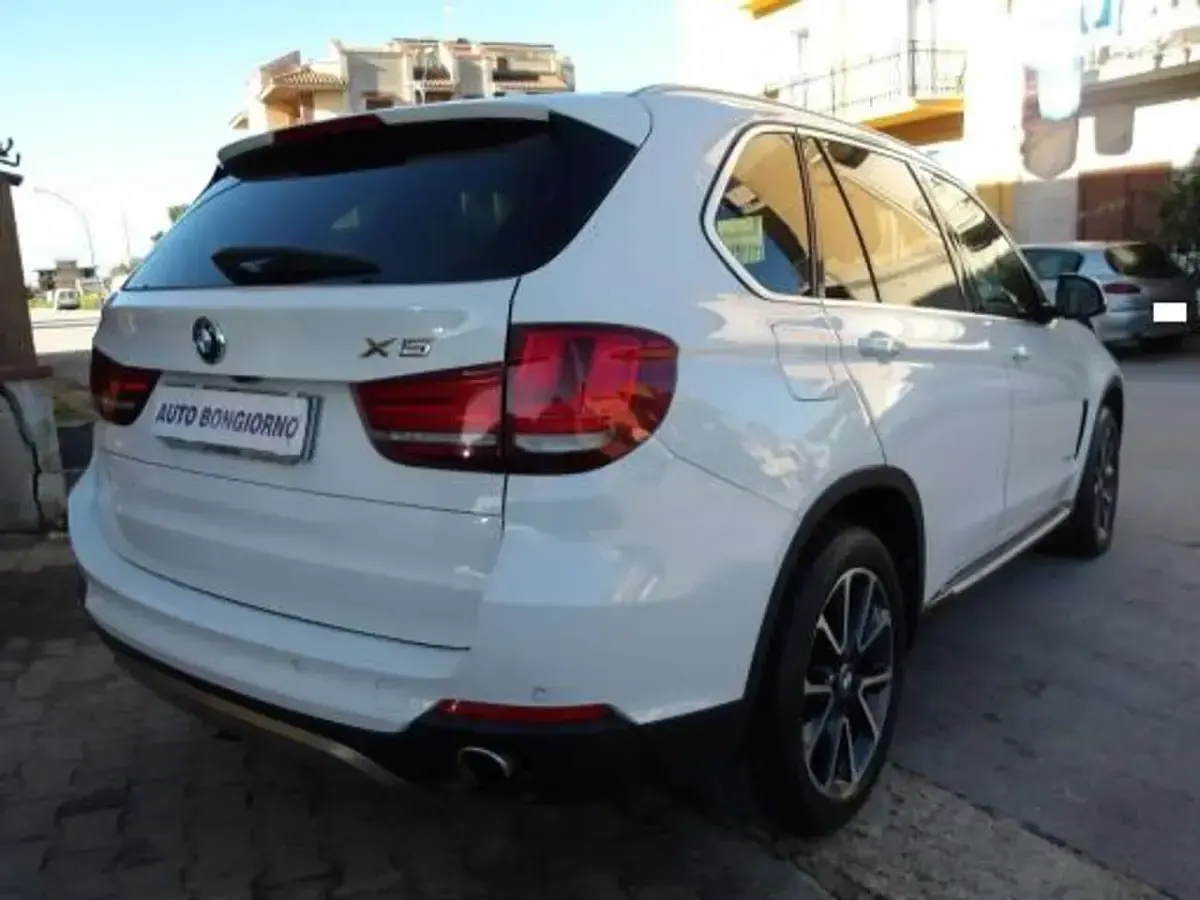 Usata BMW X5 Efficient Dynamics 231 CV (169 kW) 2015 Bianco SUV