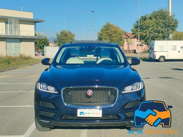 Usata Jaguar F-Pace Portfolio 240 CV (176 kW) 2019 Blu SUV