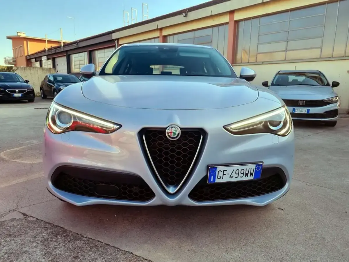 Usata Alfa Romeo Stelvio Super 190 CV (139 kW) 2021 Grigio SUV