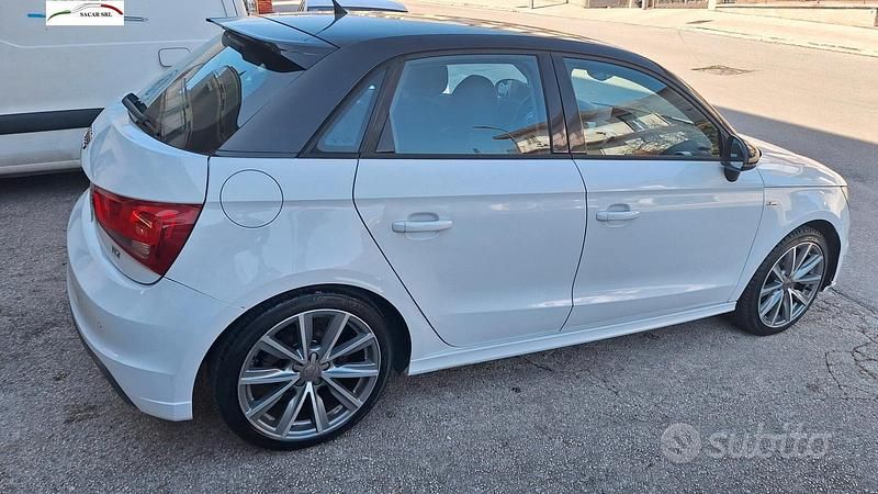 Usata Audi A1 Admired 89 CV (65 kW) 2014 Bianco Utilitaria