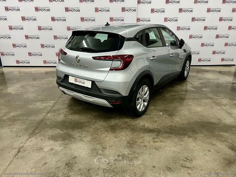 Usata Renault Captur Business 101 CV (74 kW) 2021 Grigio SUV