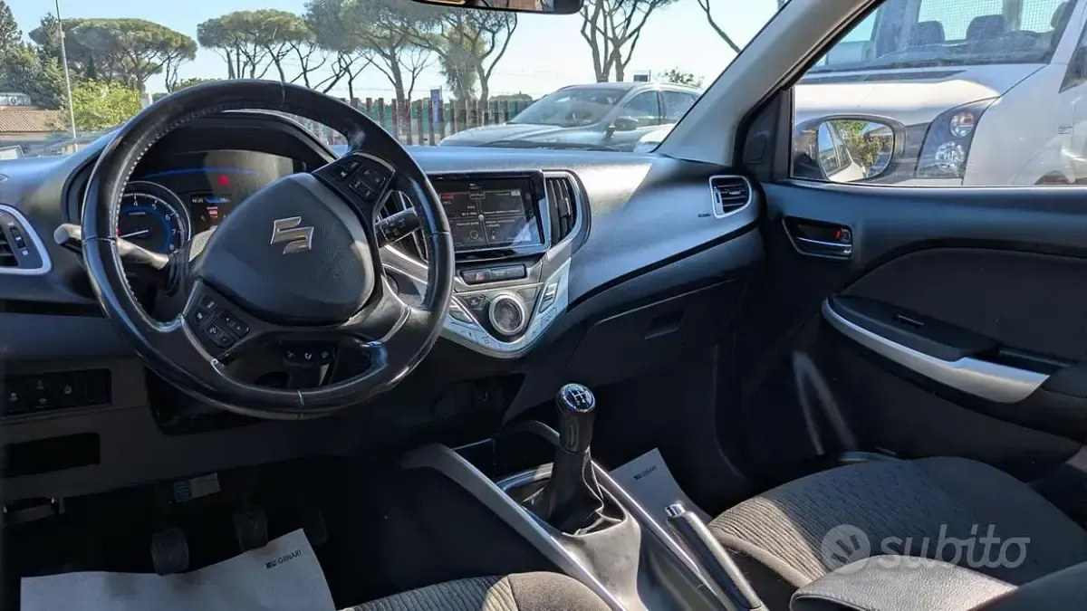 Usata Suzuki Baleno 90 CV (66 kW) 2019 Bianco Utilitaria