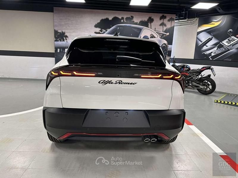 Nuova Alfa Romeo GT Junior Edizione Speciale 145 CV (106 kW) 2025 Bianco Berlina