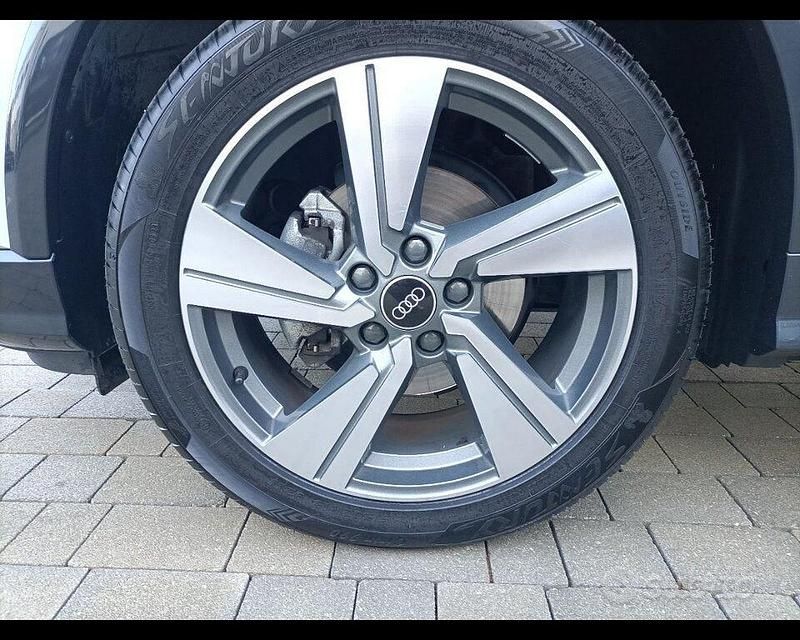 Usata Audi Q2 Business 116 CV (85 kW) 2022 Bianco SUV