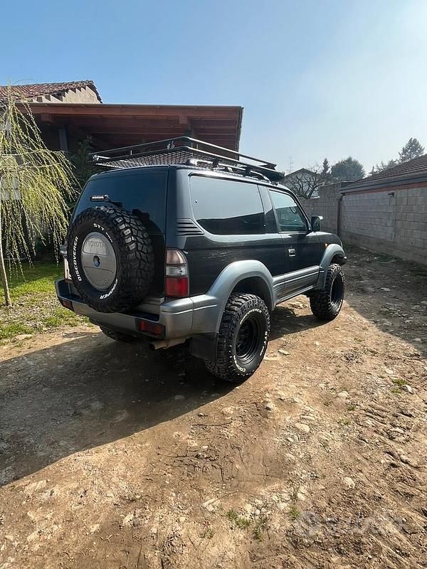 Usata Toyota Land Cruiser 1999 Nero SUV