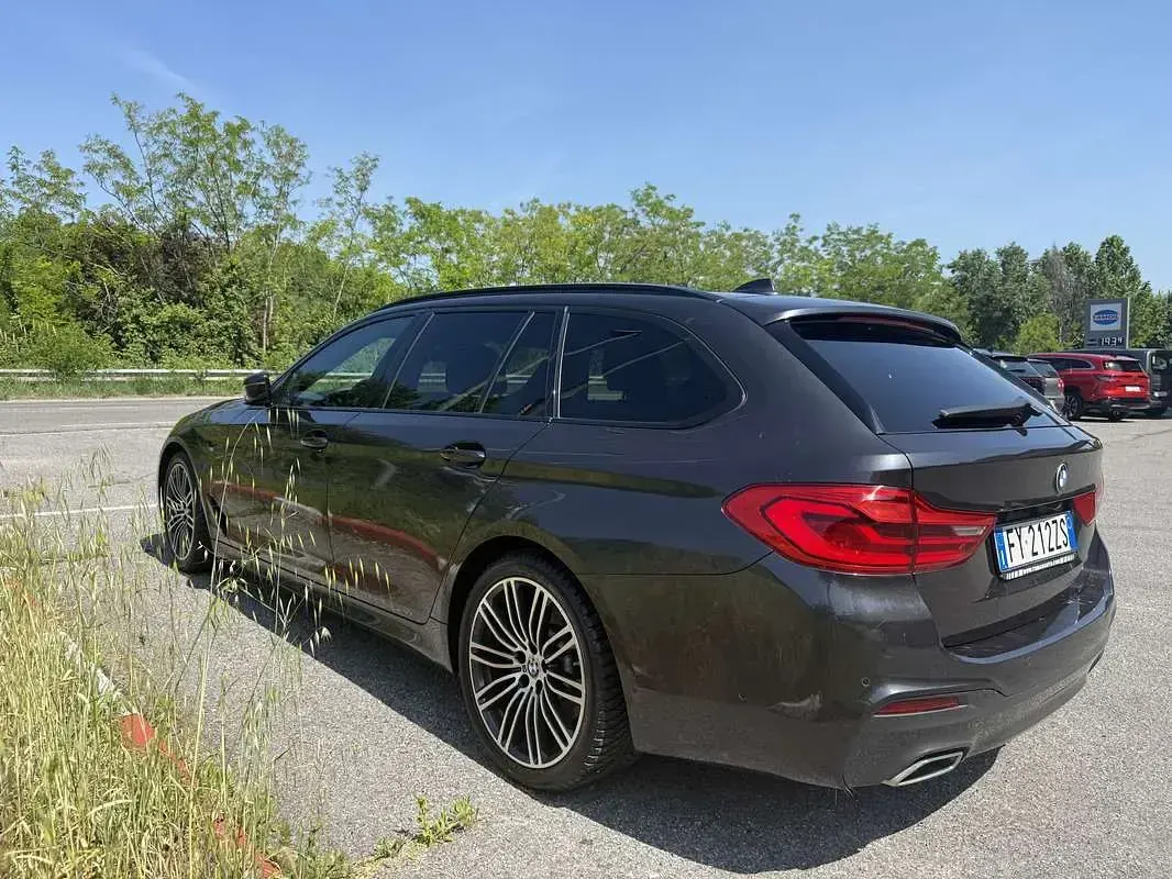 Usata BMW 520 M Sport 190 CV (139 kW) 2019 Grigio Station wagon