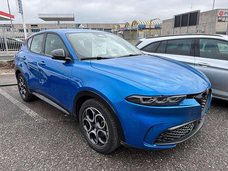 Usata Alfa Romeo Tonale Sprint 131 CV (96 kW) 2024 Blu/azzurro SUV