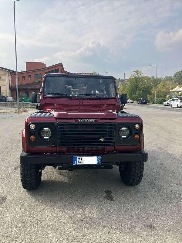 Usata Land Rover Defender SE 122 CV (89 kW) 2003 Rosso Station wagon