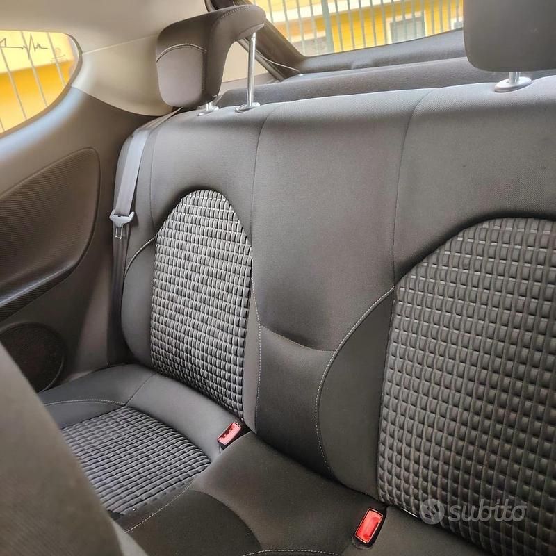 Usata Alfa Romeo MiTo 95 CV (69 kW) 2010 Utilitaria