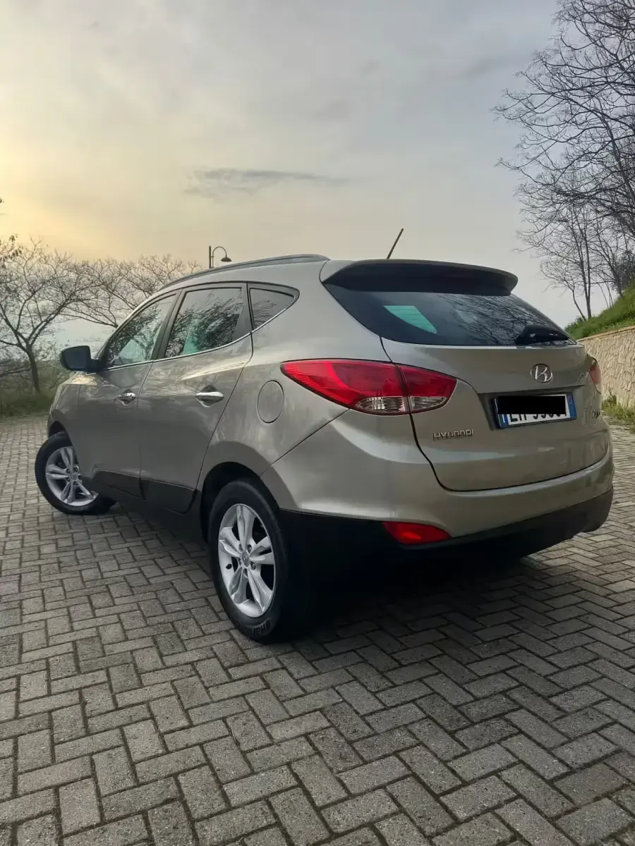 Usata Hyundai ix35 115 CV (84 kW) 2011 Oro SUV
