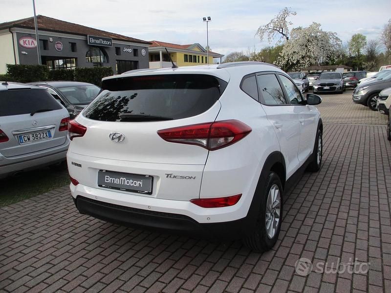 Usata Hyundai Tucson Comfort 116 CV (85 kW) 2015 Bianco SUV