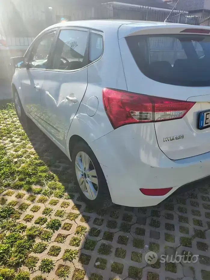 Usata Hyundai ix20 116 CV (85 kW) 2012 Bianco Utilitaria