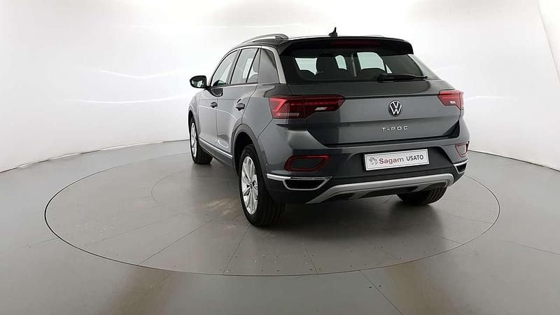 Usata VW T-Roc Style 110 CV (80 kW) 2022 Grigio indinium SUV