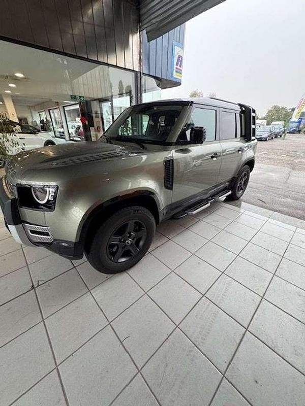 Usata Land Rover Defender 200 CV (147 kW) 2021 Verde SUV