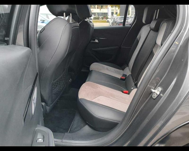 Usata Peugeot 208 GT 100 CV (73 kW) 2021 Grigio Utilitaria