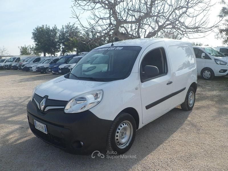 Usata Renault Kangoo 116 CV (85 kW) 2020 Bianco Monovolume