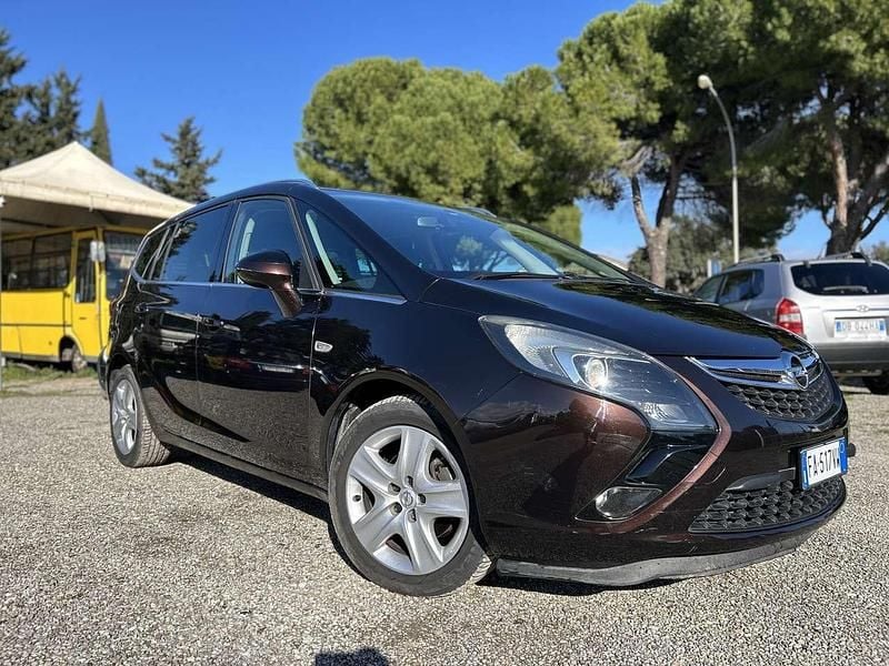 Marrone Usata 2015 Opel Zafira Tourer Monovolume | 9000 € (Buon prezzo) - Immagine 1/4