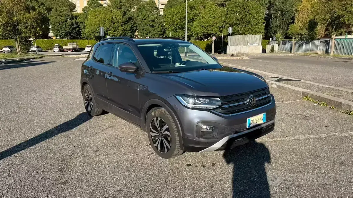 Usata VW T-Cross 95 CV (69 kW) 2023 Grigio SUV