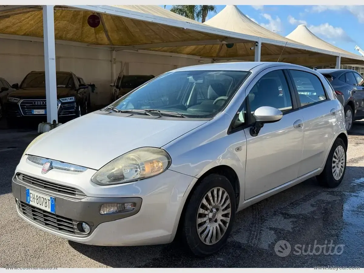 Usata Fiat Punto Evo Dynamic 95 CV (69 kW) 2011 Argento Utilitaria